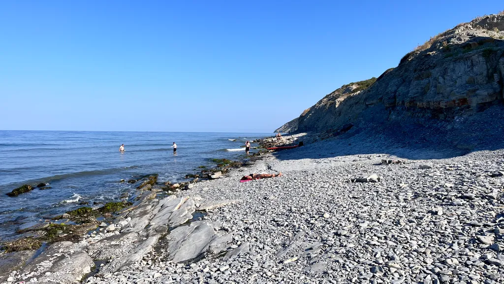 Квартира Квартира с кусочком моря — Варваровка