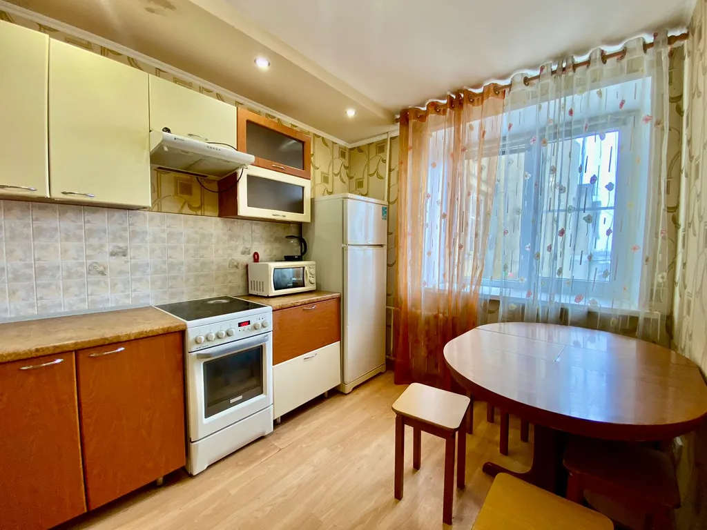 3-комнатная Квартира