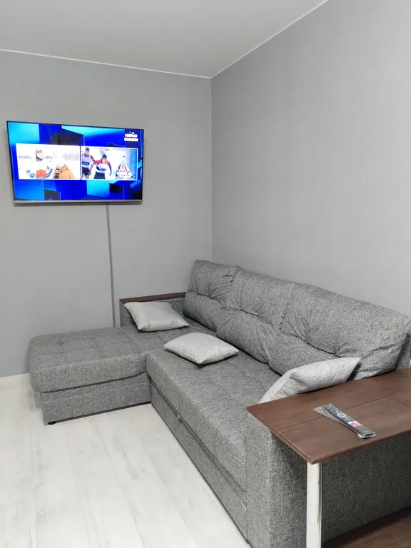 Уютная квартира — аренда посуточно в Мирный