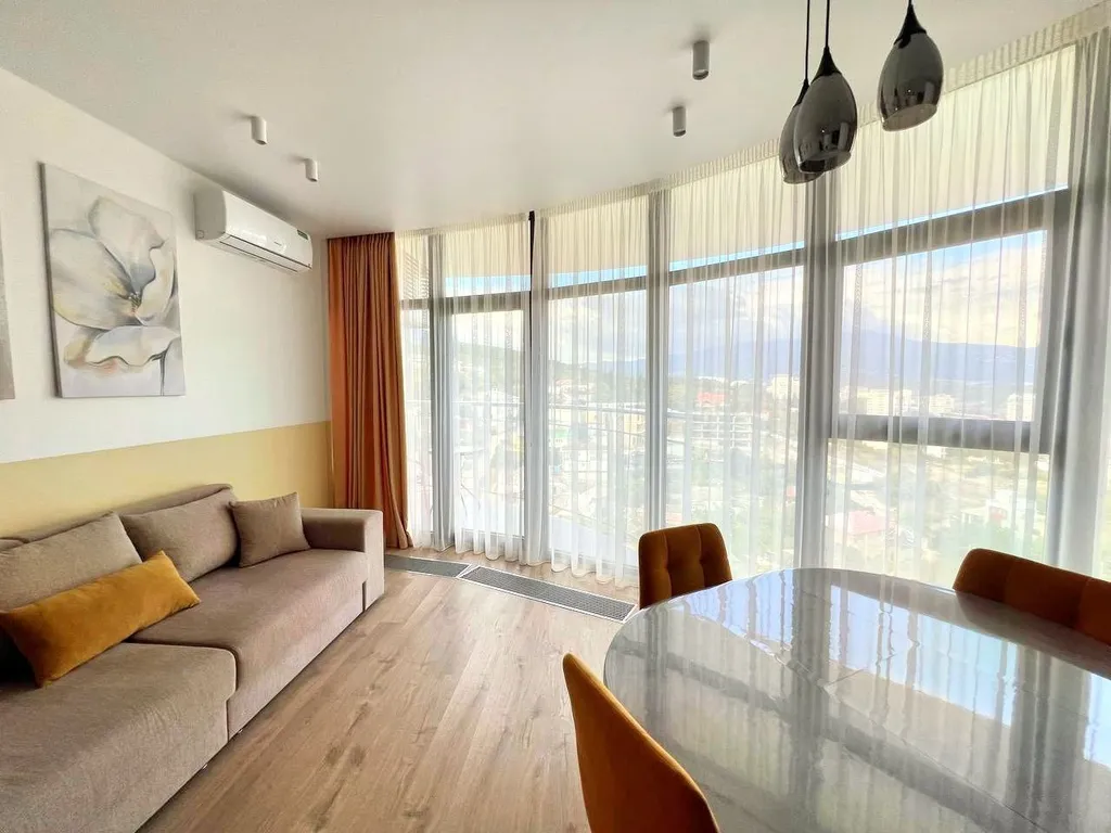 Квартира Просторные апартаменты с видом на горы и море — аренда посуточно в Алушта