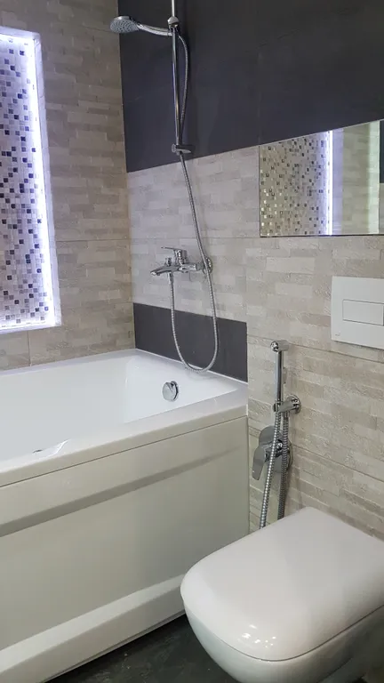 Студия с дизайнерским ремонтом