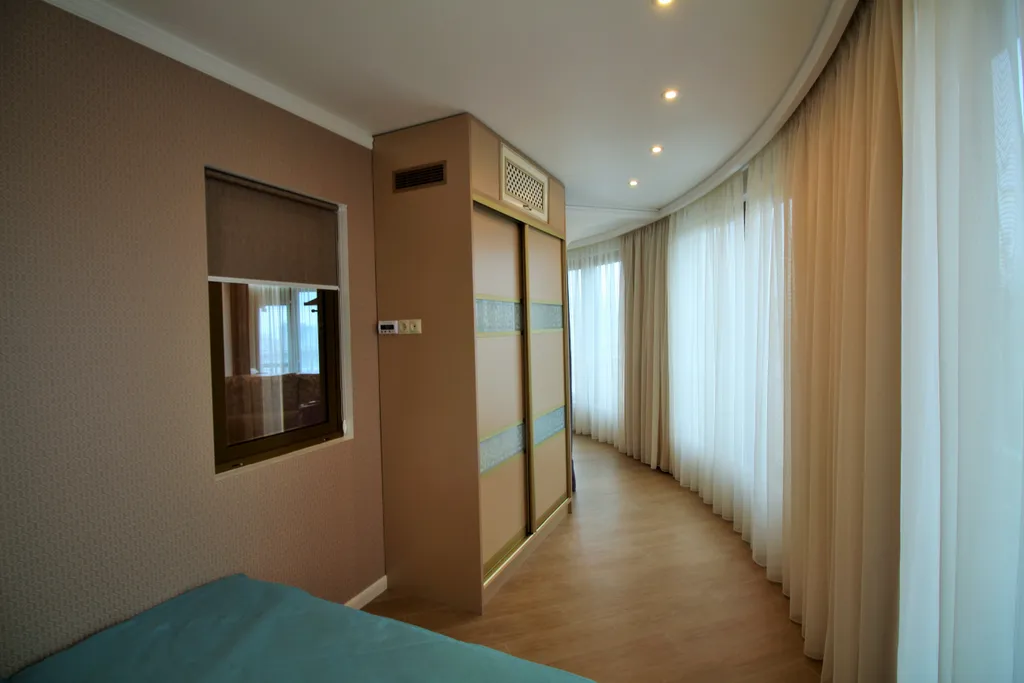 Апартаменты с 2-мя спальнями с видом на яхты