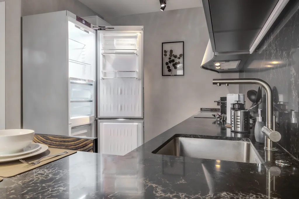 Квартира Просторные двухкомнатные апартаменты с видом на парк — Москва