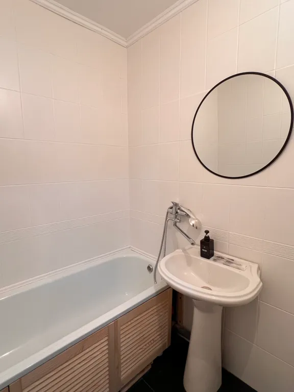 Электронный замок, центр, netflix + megogo