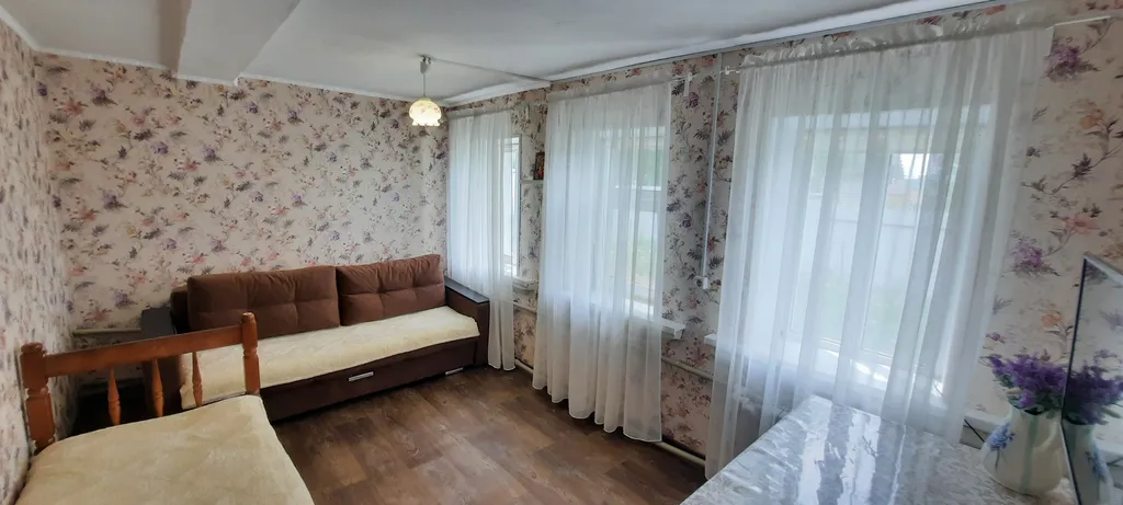 Уютный домик рядом с монастырем в самом центре