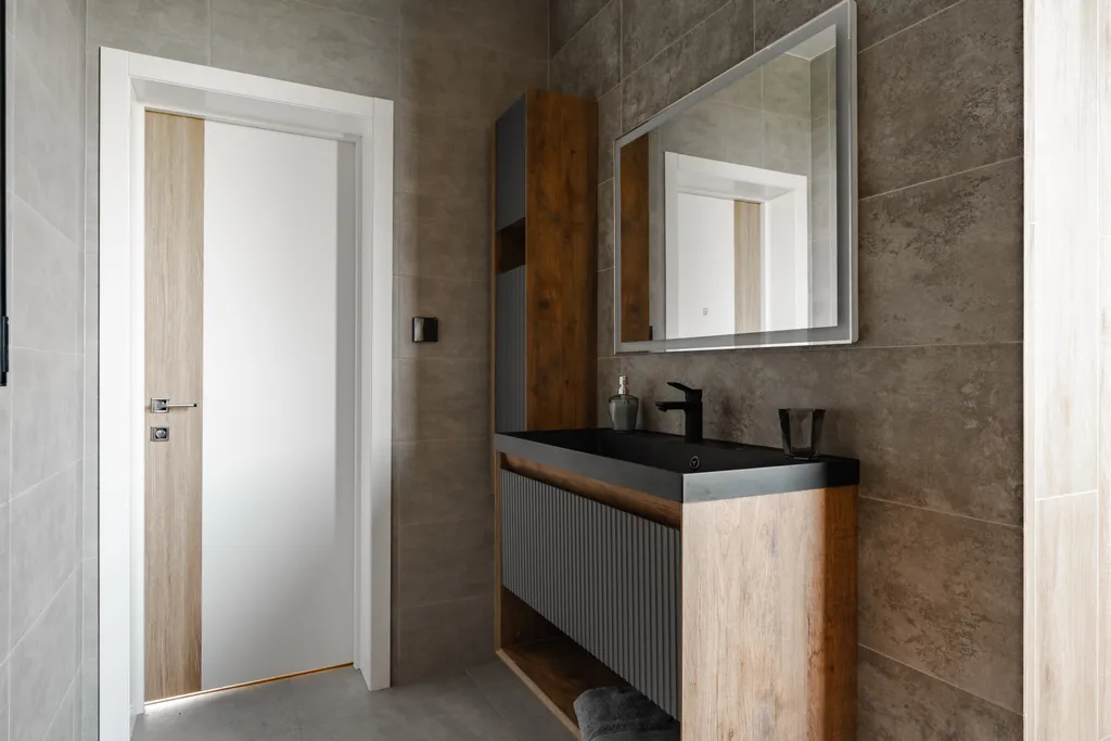 Коттедж Стеклянный дом на берегу Мичуринского озера возле склонов для катания — Мичуринское