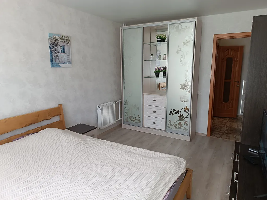 Просторная уютная двухкомнатная квартира с видом на парк