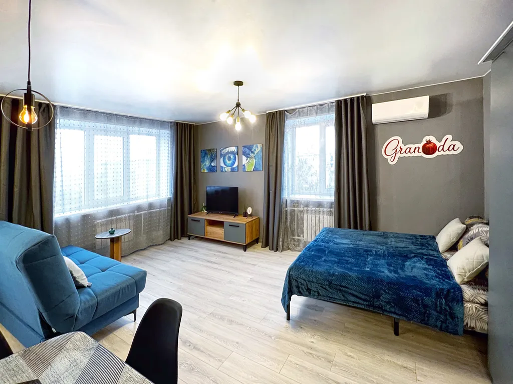 Квартира Шикарная студия в центре недалеко от Драмтеатра и Дворца Молодежи — аренда посуточно в Нижний Тагил