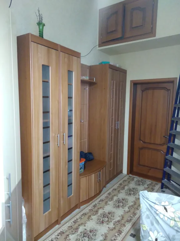 Двухкомнатная квартира с большой видовой террасой, отдельным входом