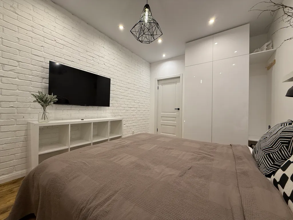 Уютная евродвушка с видом на Китай