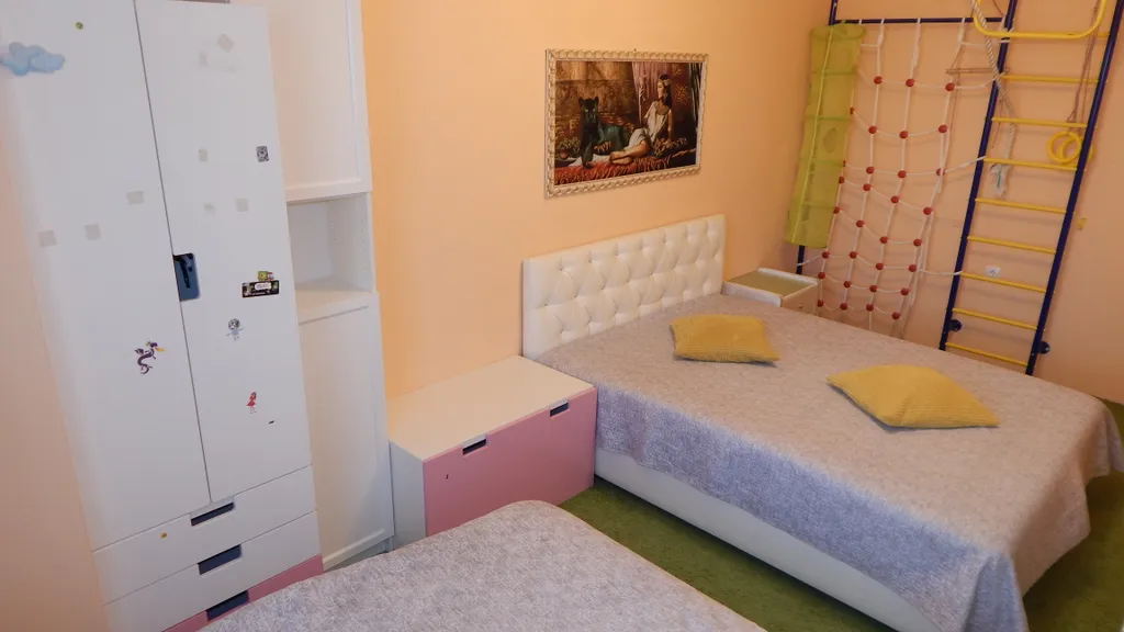 Элитная в центре, метро площадь Ленина, рядом аква-парк, зоопарк, тц аура, парк