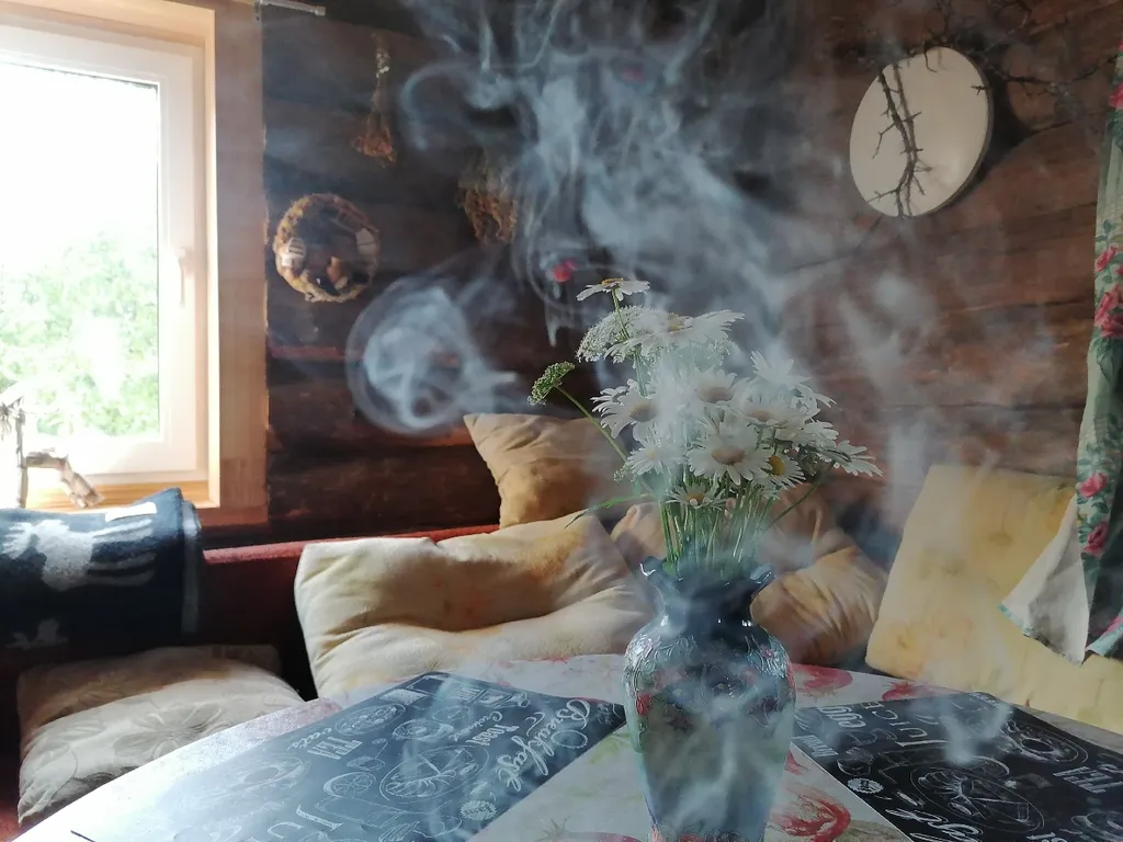 Дом Избушка Луна