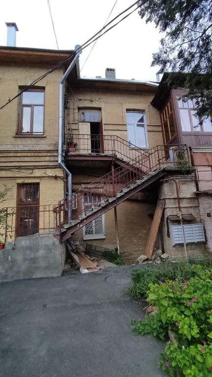 Студия все рядом в пешеходной зоне