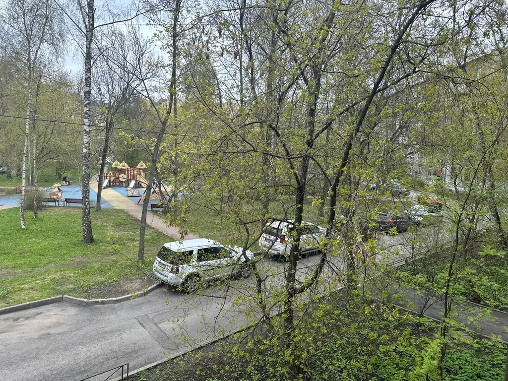 У метро московская, до центра 15 мин. 2-комнатная квартира