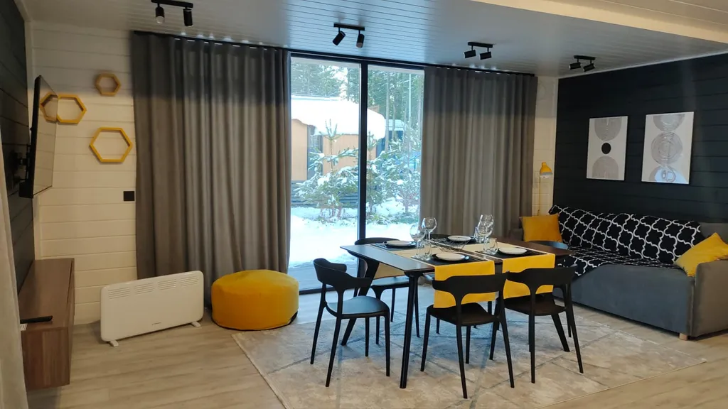 Коттедж Дом Фьюжн с сауной Гарнет Холидэй Мир — аренда посуточно в Петрово