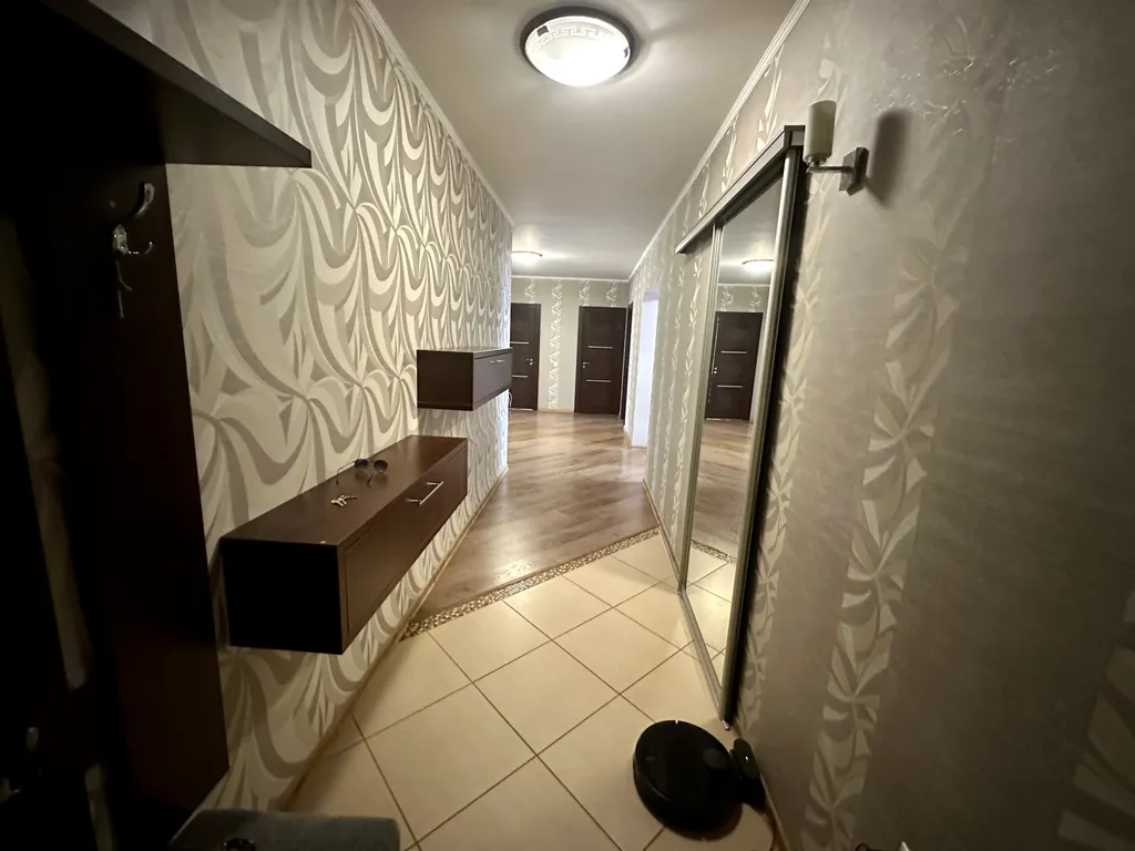 Одна из самых больших квартир в Барнауле