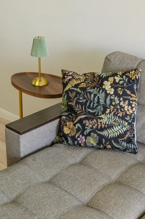 Квартира Изумрудная студия в Молодежке — Алматы