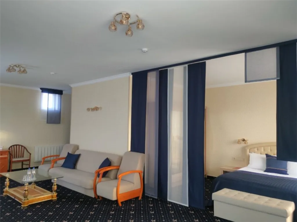 Джуниор сюит с панорамным видом на море (корп.С)