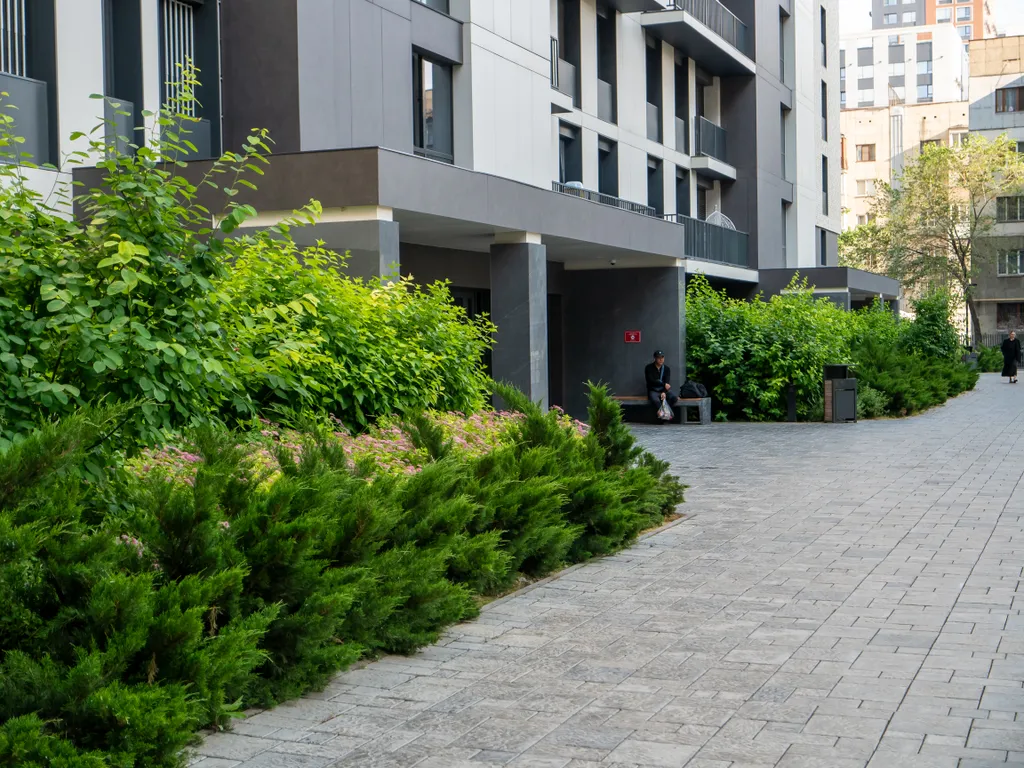 Квартира просторная с балконами, рядом с Мегой