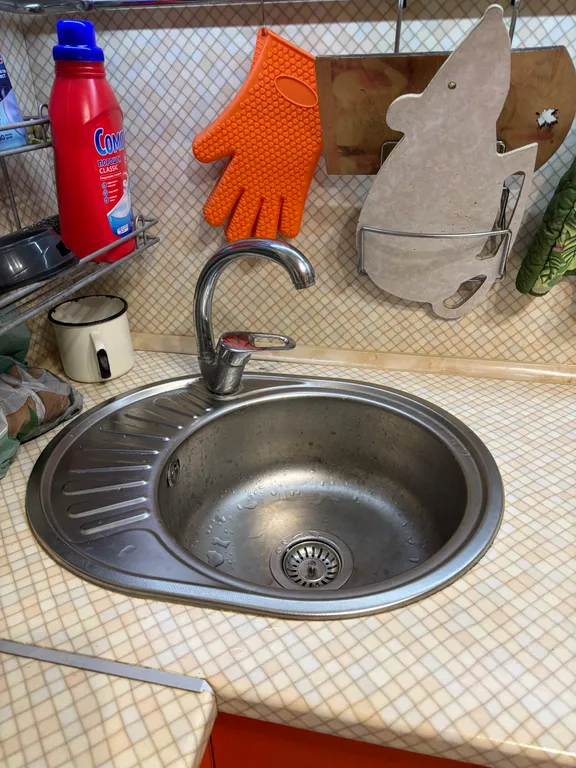 Комната в квартире с хозяином, место, где есть спальное место