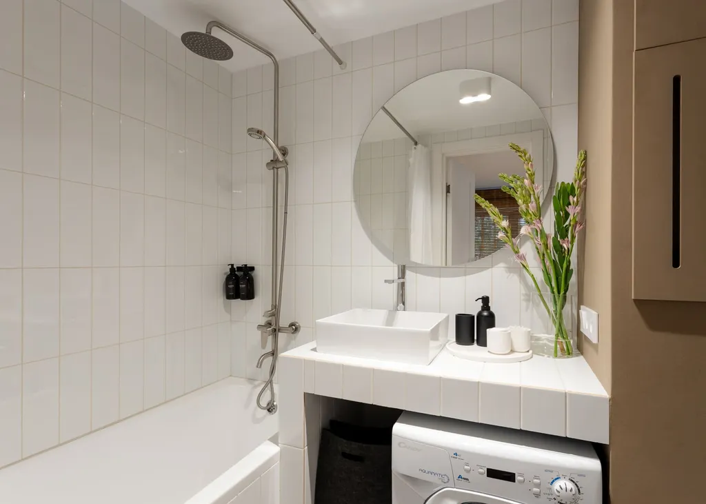 Уютная студия с дизайнерским ремонтом