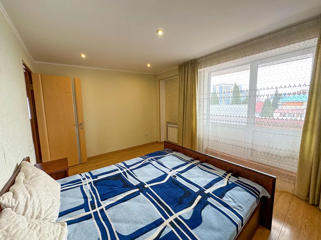 3-комнатная Квартира