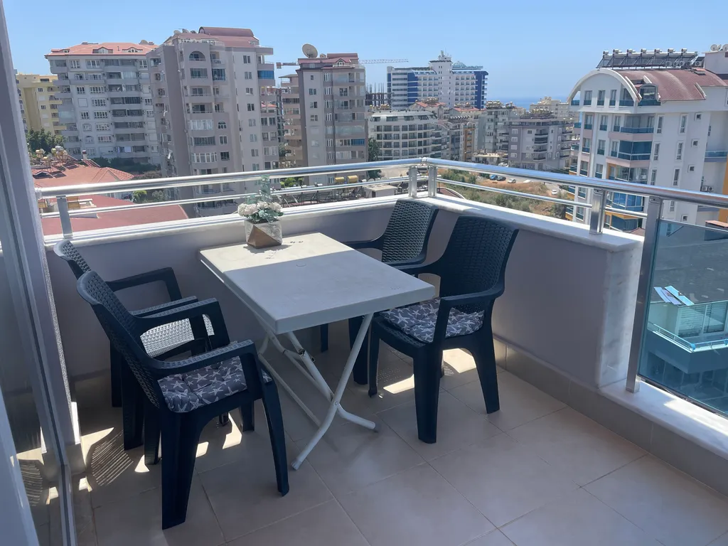 Стильная квартира в 450 метрах от моря