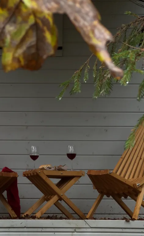 Домик в лесу в глэмпинге Сметана