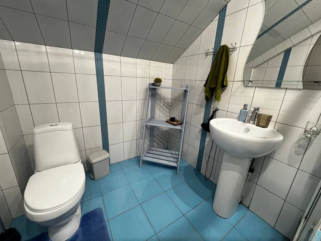 6-комнатный Дом