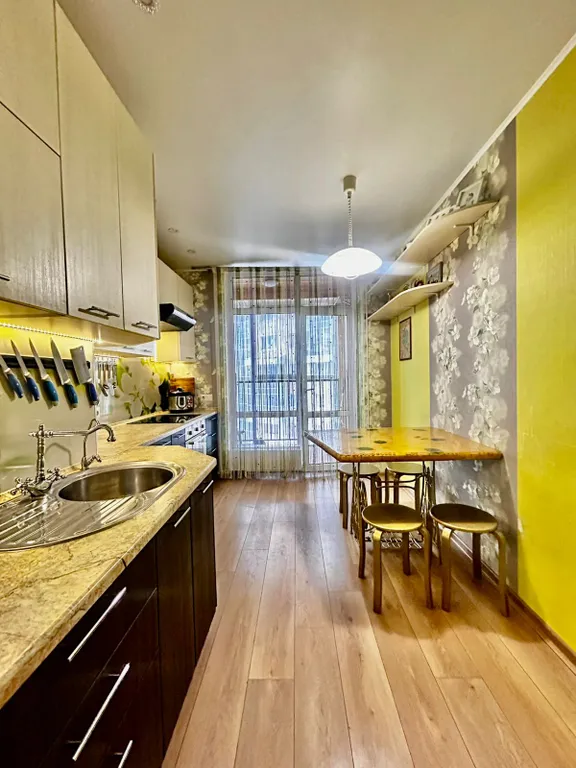 Квартира Уютная видовая квартира рядом с метро — Казань