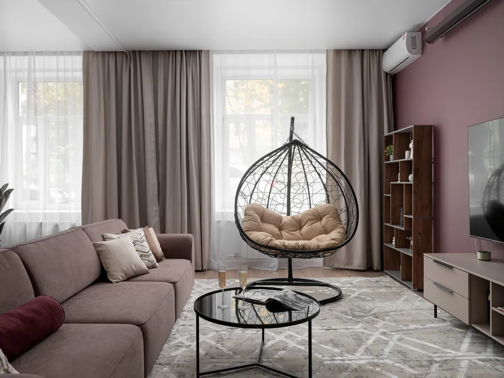 Просторная квартира у Патриарших с проектором