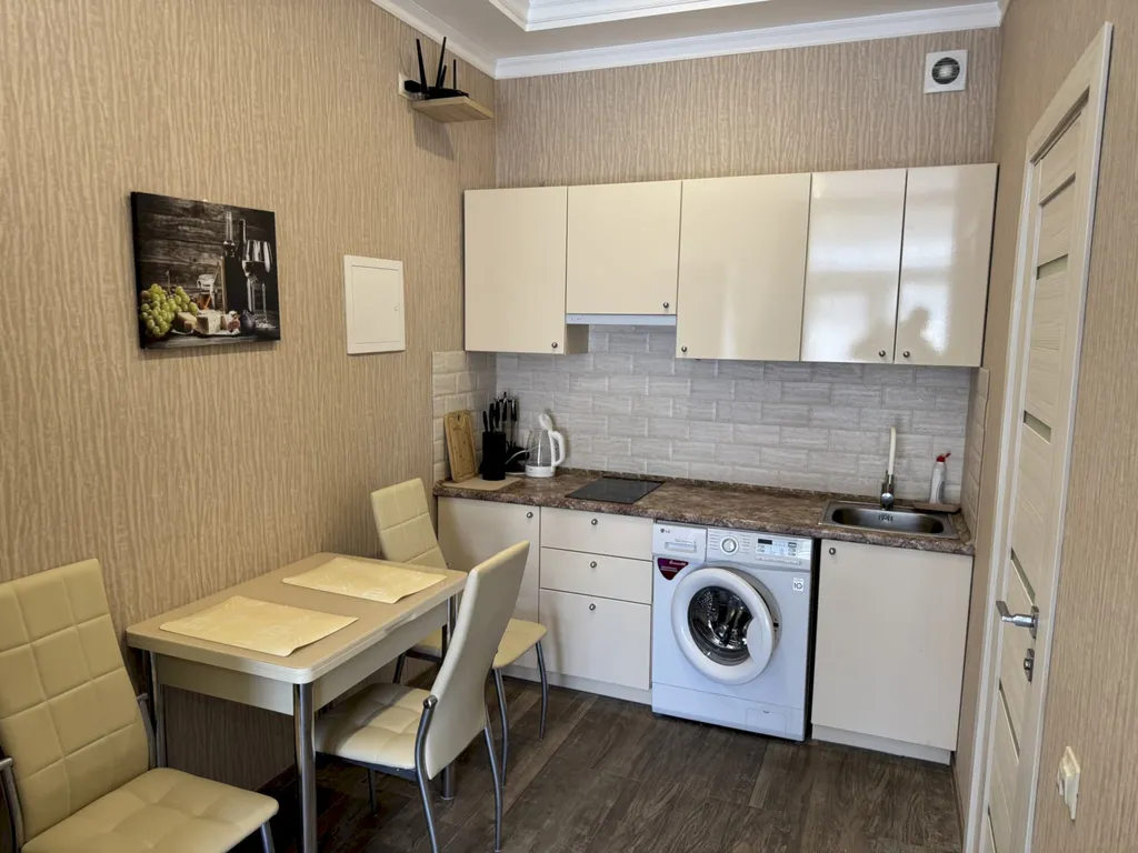 Квартира Квартира Уютная студия с ремонтом в 5 минутах от пляжа ЖК Лазурный — Геленджик