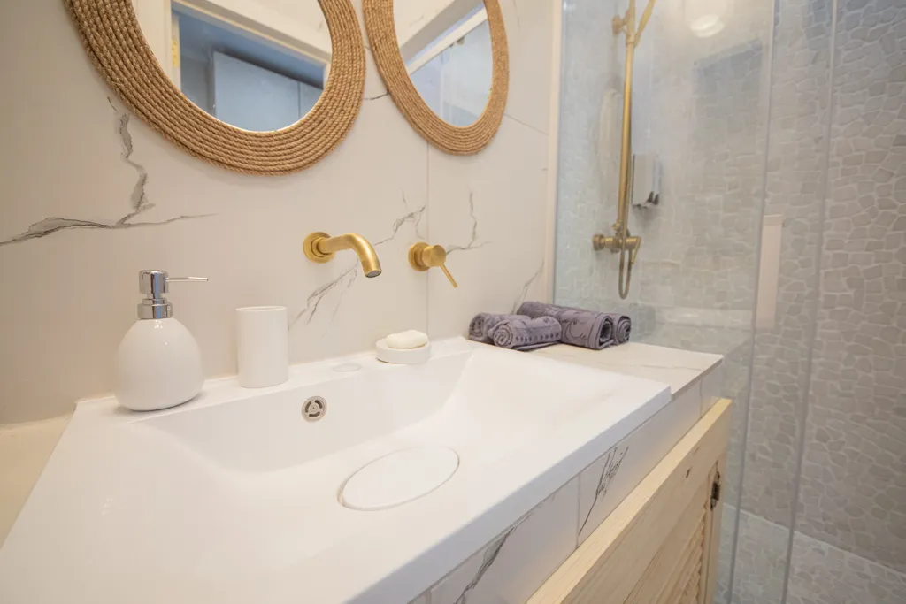 Студия с видом на Волгу в центре