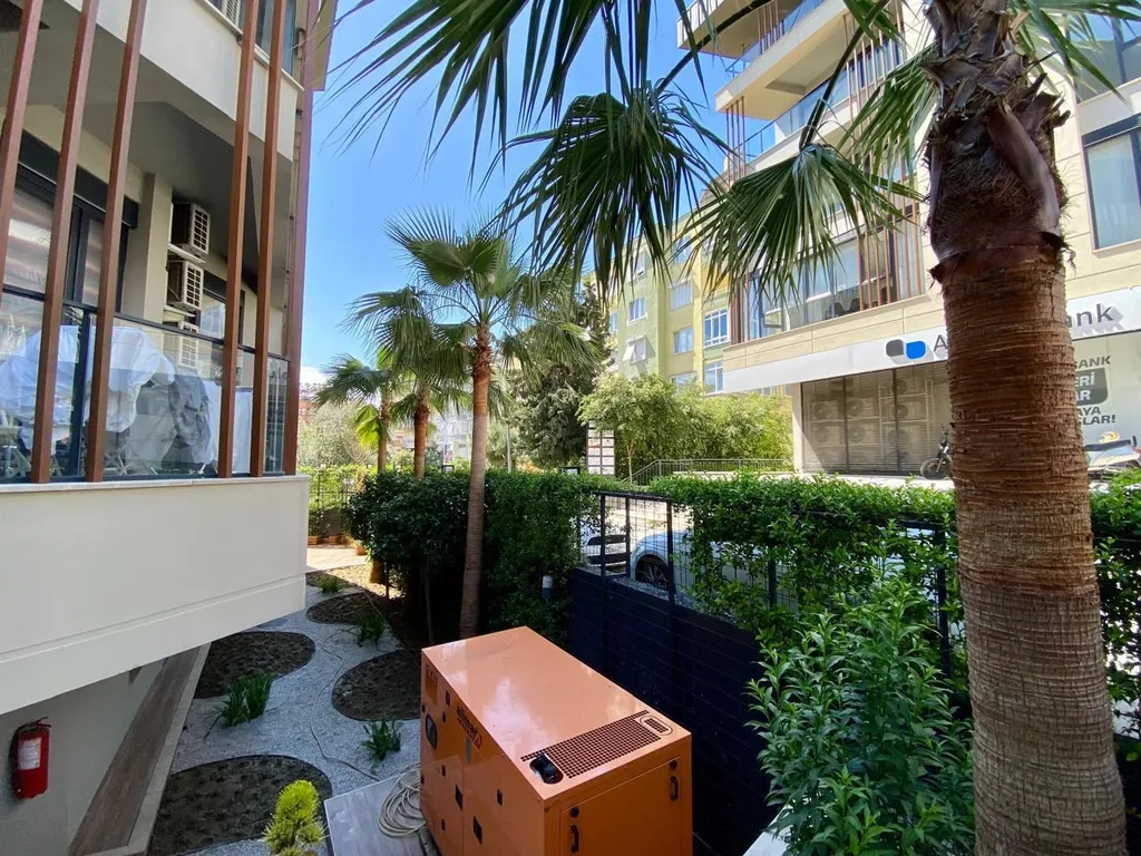 SA Apartments! Luxury 2bd Flat 150m to the Beach