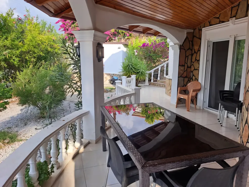 Частная вилла с собственным бассейном