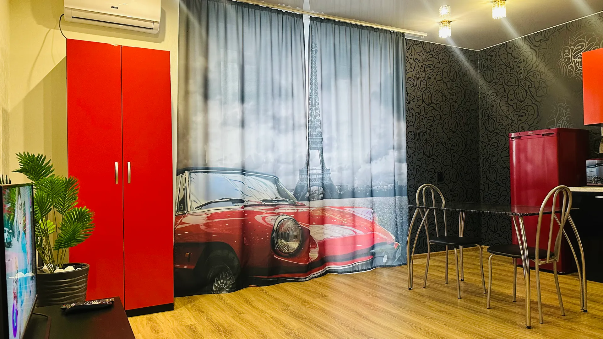 Фото