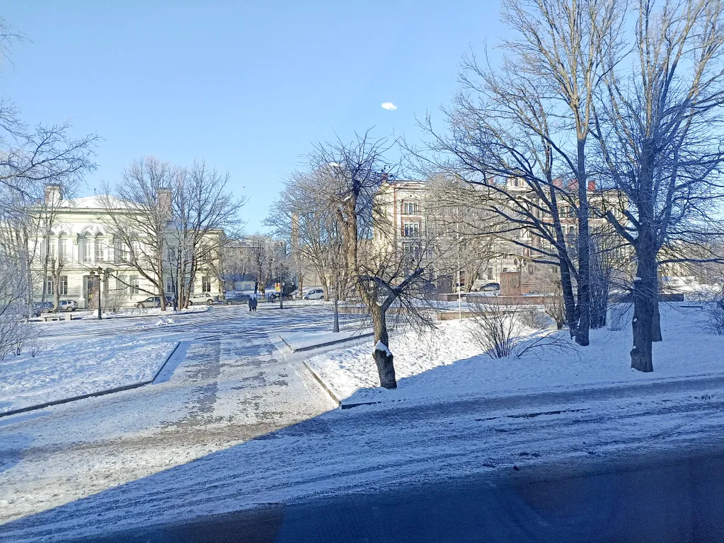 Однокомнатная квартира в тихом районе центра города