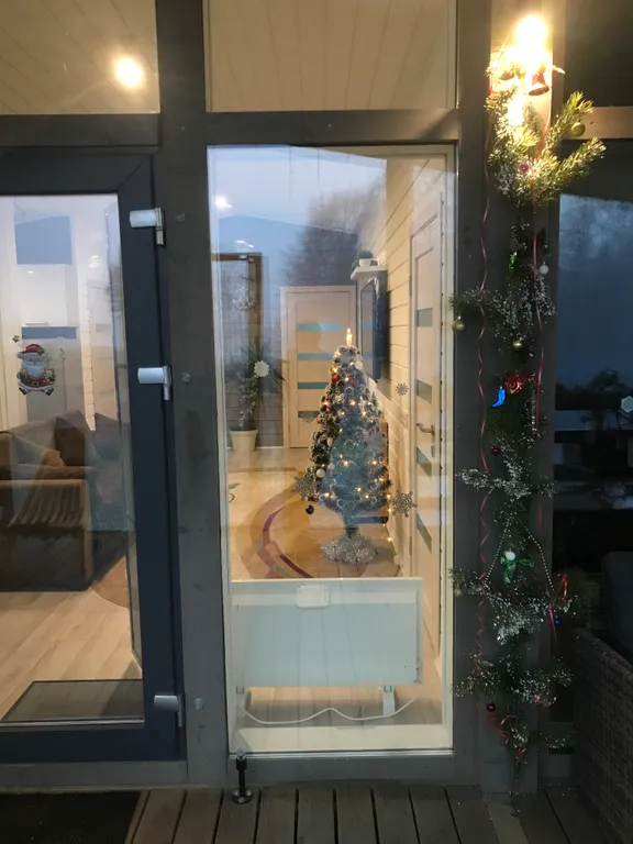 Коттедж Дом на озере Отрадное — Плодовое