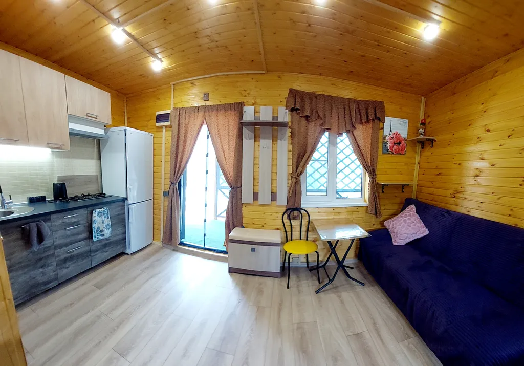 Домик у моря