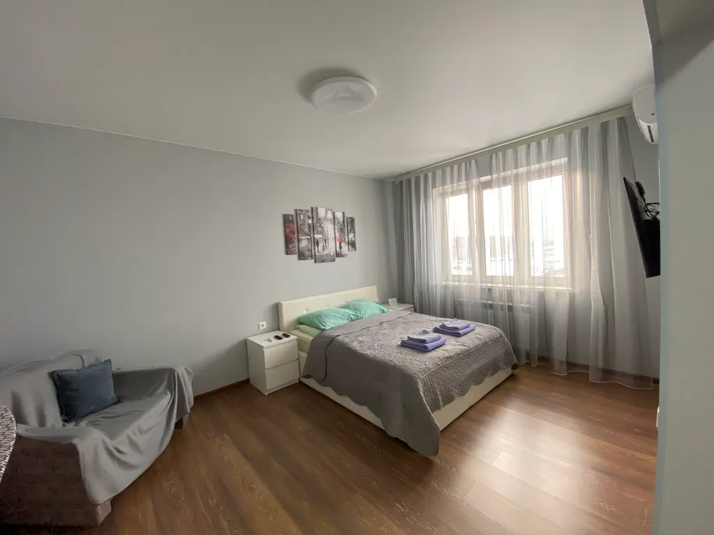 Светлая однушка на высоте с потрясающим видом