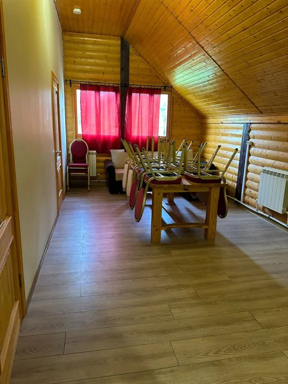 6-комнатный Дом