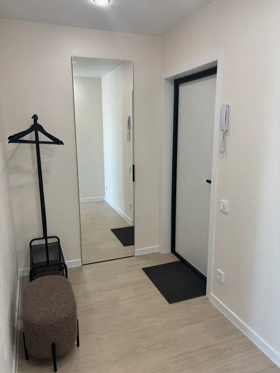 Шикарная евродвушка, высокий этаж, красивый вид, близко центр города