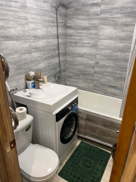 Уютная, светлая, теплая 1-комнатная квартира в районе жд вокзала