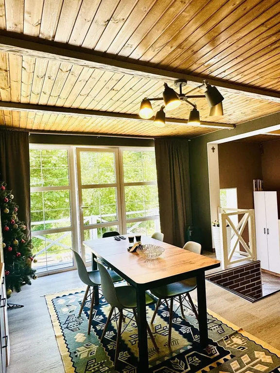 Коттедж Премиальный Гостевой Дом в темных тонах с видом на горы — аренда посуточно в Теберда