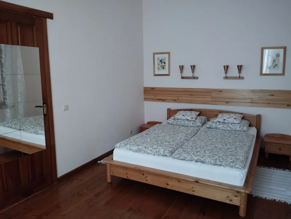 2х комнатная квартира Апартаменты Тихий уголок