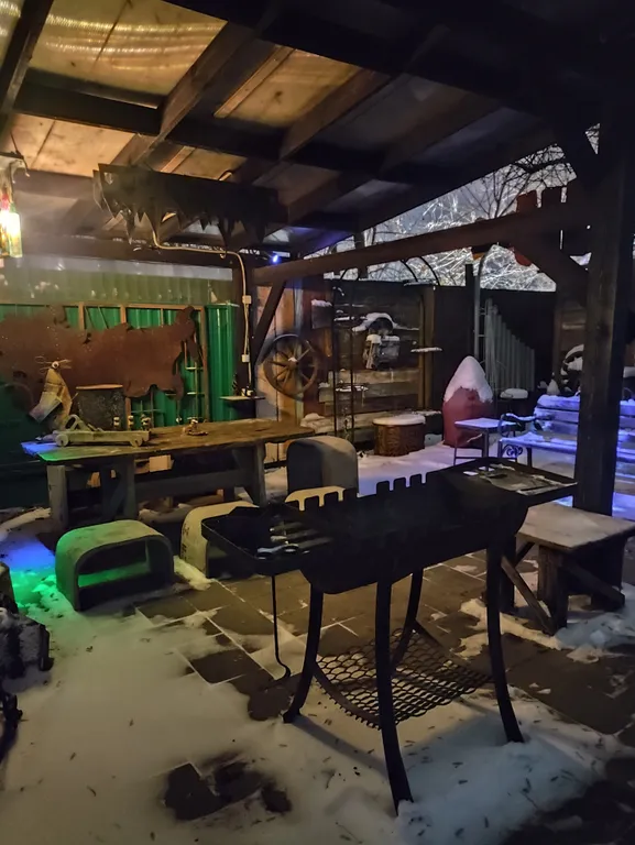 Коттедж Удивительный дом в центре, первый этаж целиком, мангал — Казань