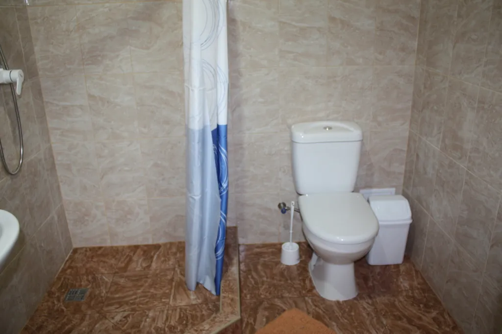 Двухкомнатная с кухней