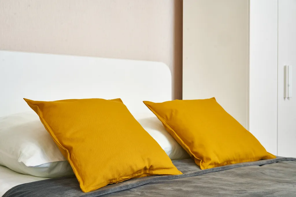 Good Night на Карташова 37