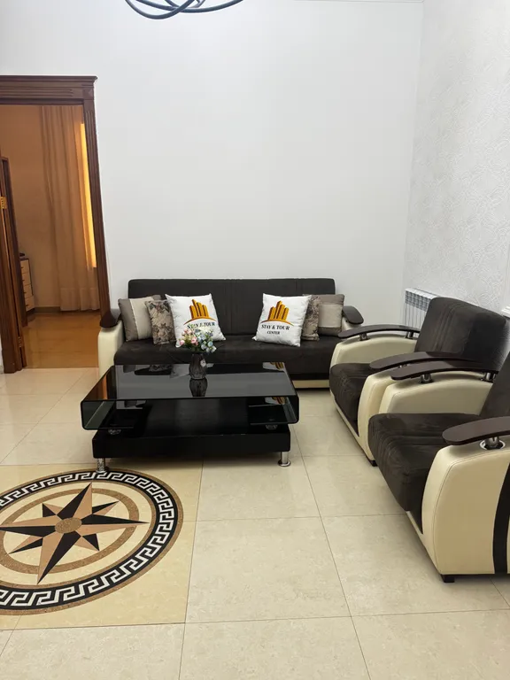 Уютная трёхкомнатная квартира в самом центре Еревана