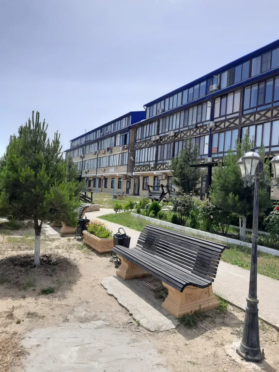 Уютная комната с видом на море